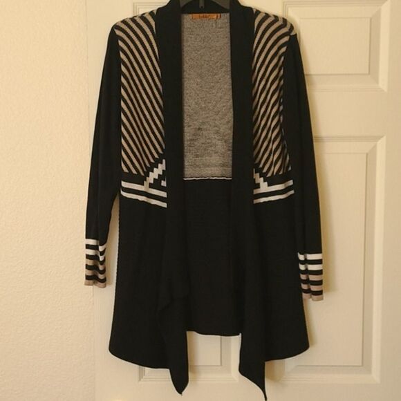 ✨Belldini Waterfall Cardigan✨  - Picture 2 of 6